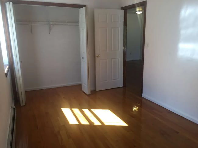 Photo - 4920 43rd Ave Unidad 2 floor