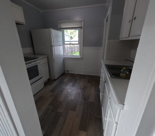 Photo - 738 S 28th St