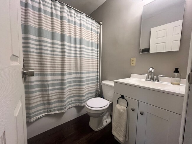 Photo - 3 Bedroom Home With A Large Fully-Fenced Yard