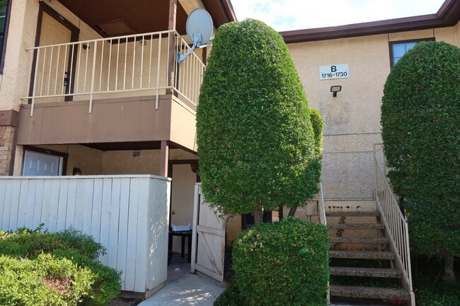 Photo - 1724 Crestpoint Dr