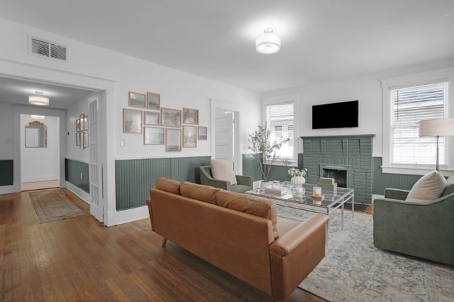 Building Photo - 1004 E 33rd St Rental