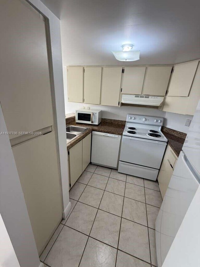 Photo - 6995 NW 186th St Unit E506