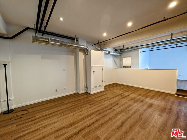 Photo - 312 W 5th St Unit 1103