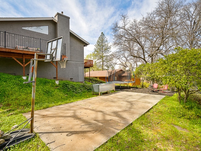 Photo - 23889 Oakmont Way
