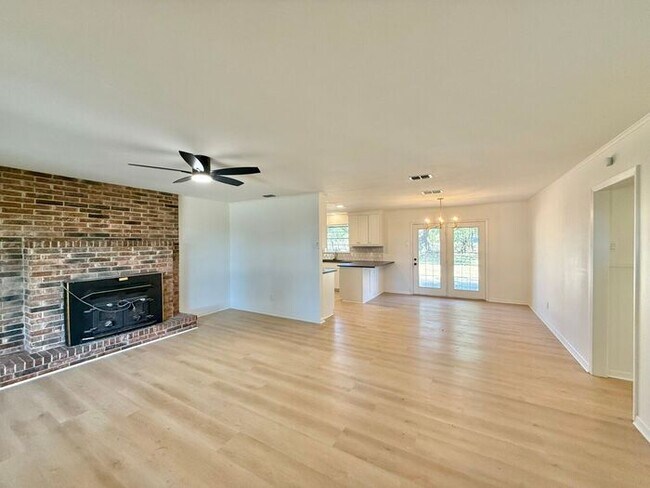 Photo - Spacious 3-Bedroom, 2-Bath Home with Bonus...