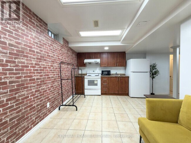 Photo - 25 Eastvale Dr