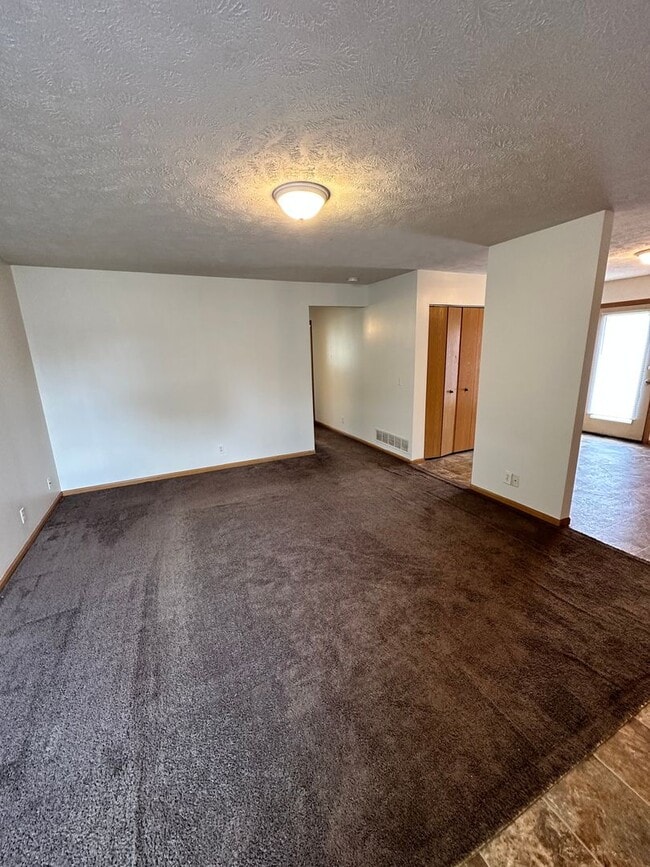 Photo - 2635-2639 N 5 Unit 2639