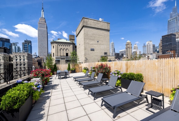 Building Photo - 143 E 29th St Rental
