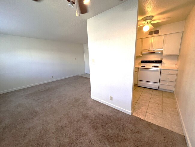 Photo - Spacious 1 Bedroom unit in Coralville, IA