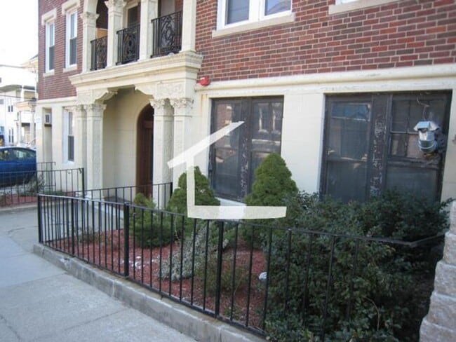 Building Photo - 26 Quint Ave