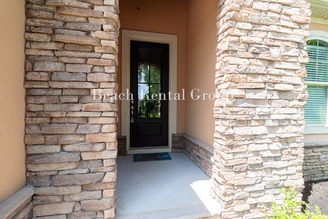 Photo - Fully Furnished Corner Lot with Screened Patio