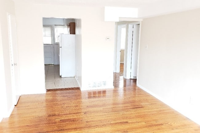 Photo - Quebec Terrace Apartments