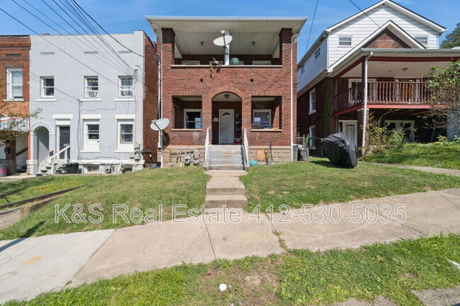 Building Photo - 545 Sixth Street - 3 Rental