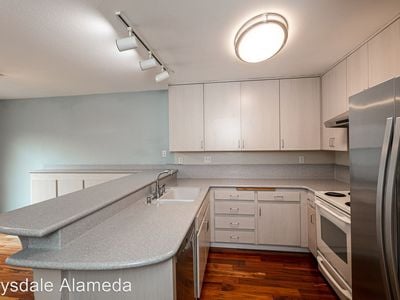 Photo - 1017 Kingston Ln