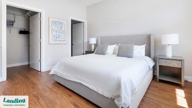 1222 W Madison St Unit 202