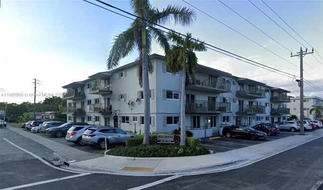 Building Photo - 13280 NE 6th Ave Unit 208 Rental