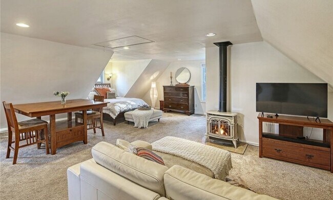 Photo - 9627 25th Ave SW Unit ADU