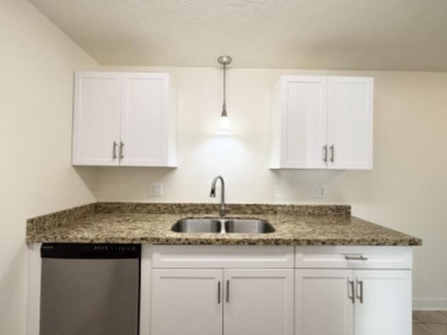 Photo - 4770 S Bonair St Unit 14