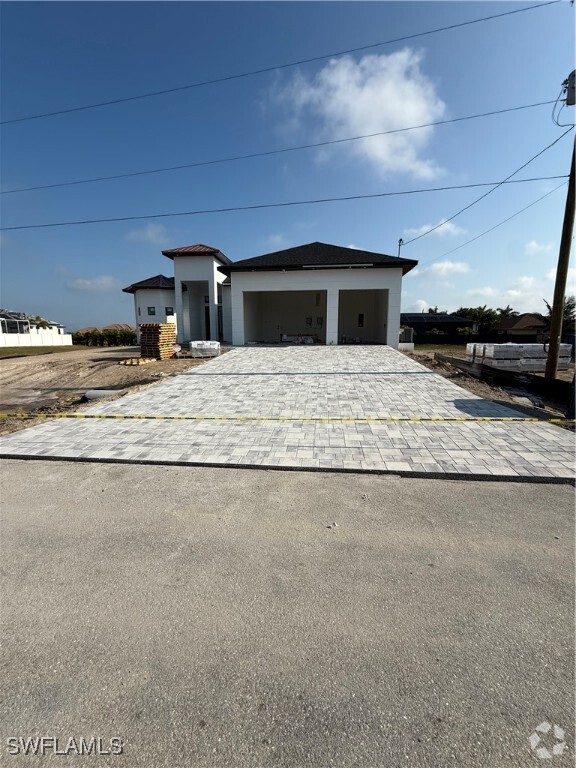 Building Photo - 4627 NW 32nd St Rental