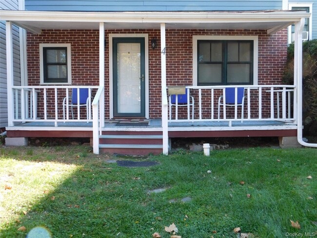 Building Photo - 206 E Main St