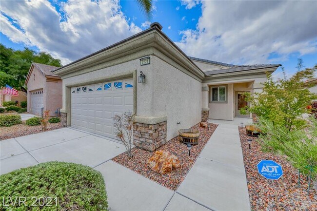 Photo - 2521 Starlight Valley St