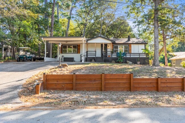 Photo - 319 Hideaway Lane Central