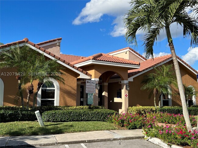 8721 Wiles Rd Unit 306