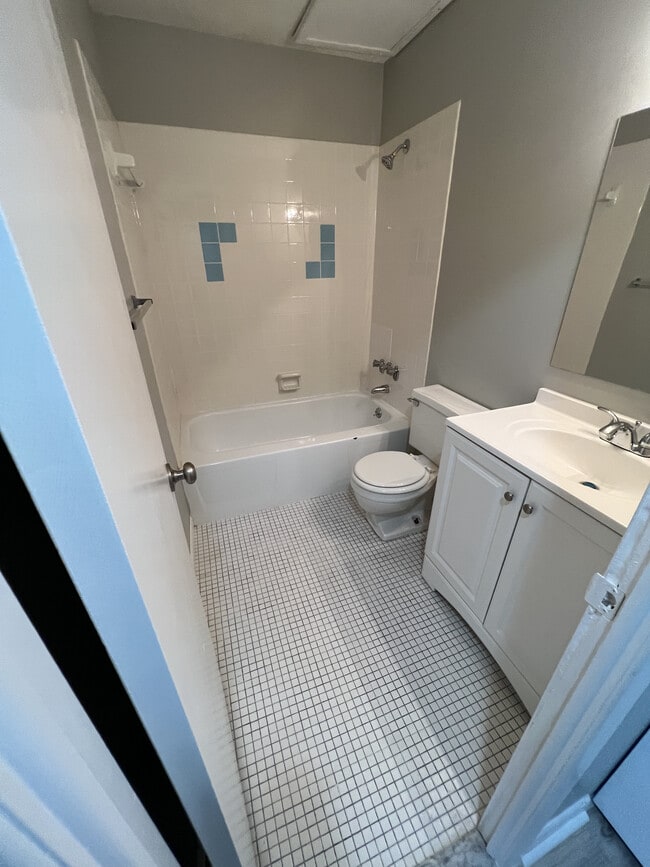 Photo - Hamburg Heights