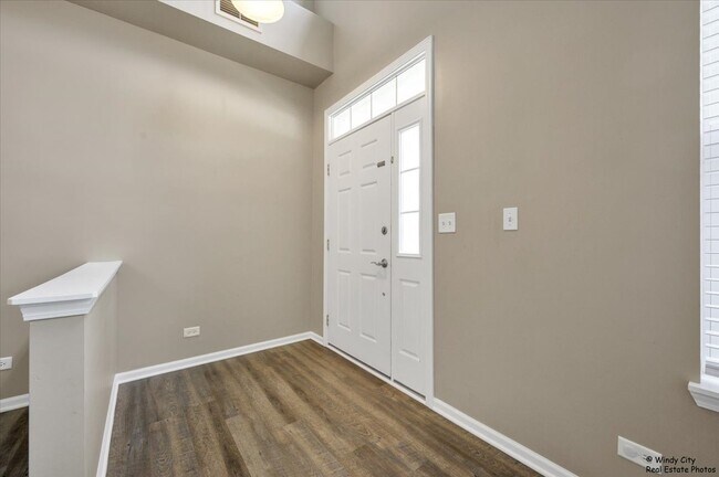 Photo - 2571 Hillsboro Blvd