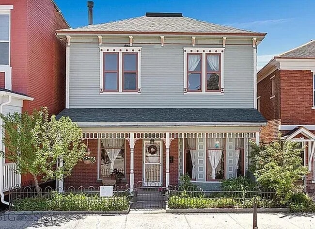 Building Photo - 510 W Galena St Rental