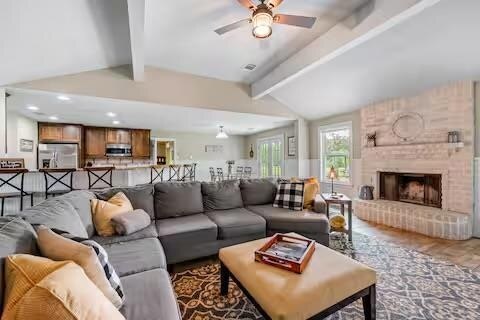 Photo - 801 John Knox Rd