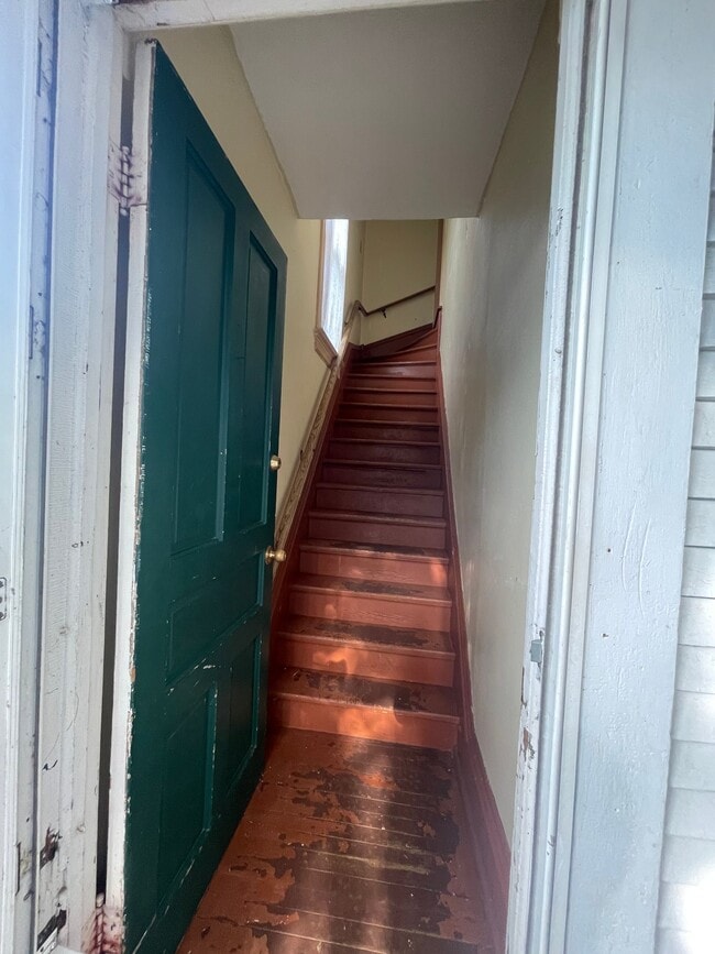 Photo - 18740 Hoffman Ave