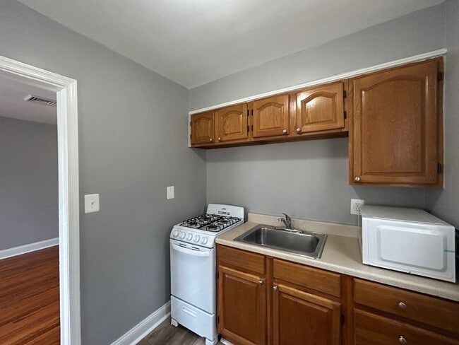 Photo - 4523 Fairfax Rd Unit 1