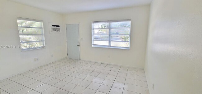 141 NE 168th St Unit 0