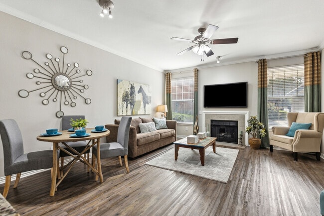 Photo - Towns Of Chapel Hill