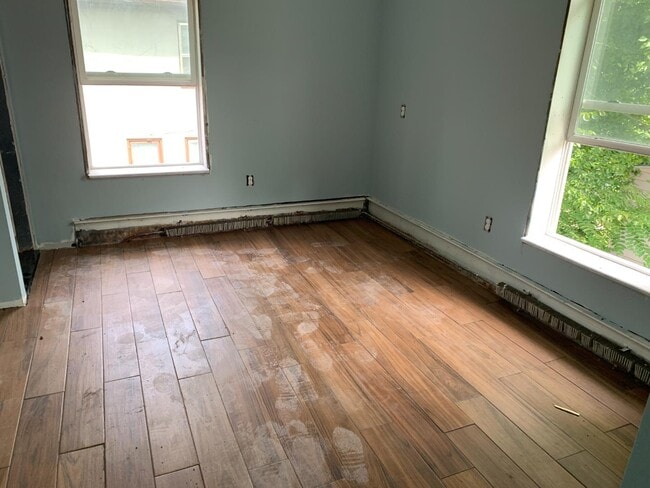 Photo - 420 Emmet St