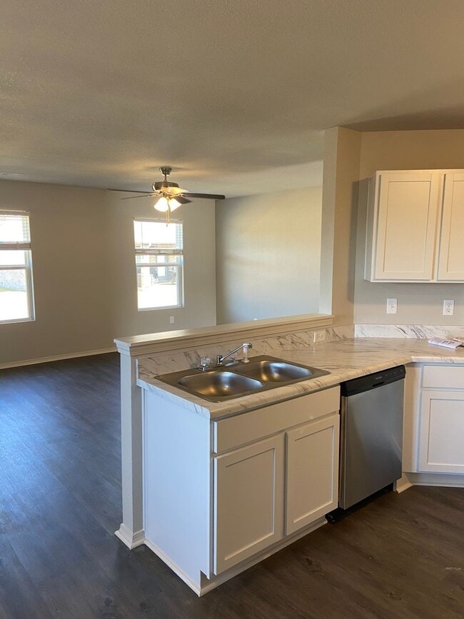 Photo - Fairview Haven Preleasing — 3 Bedroom, 2 Bath Home