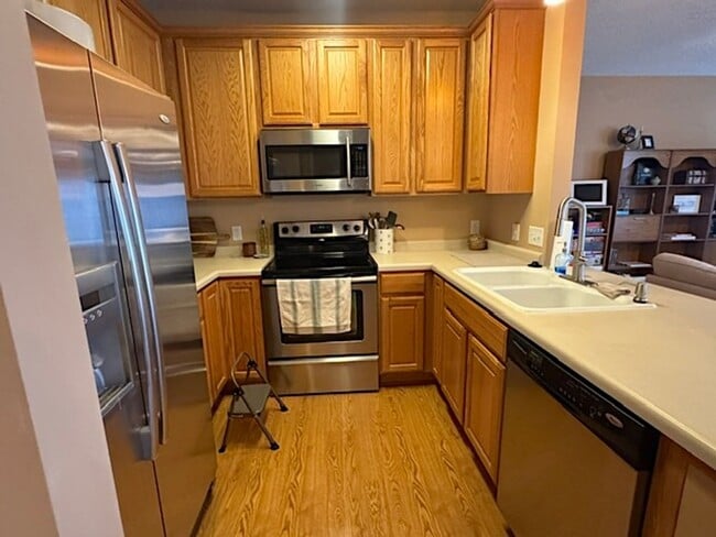Photo - BEAUTIFUL 2BD/1.5BA TOWNHOUSE IN PLYMOUTH