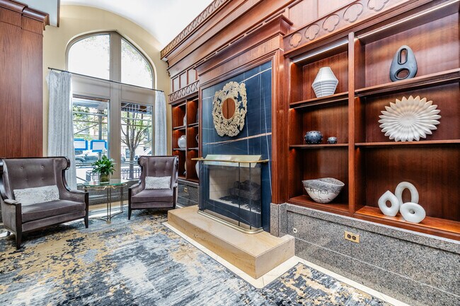 Photo - 21 E Huron St Unit 1207