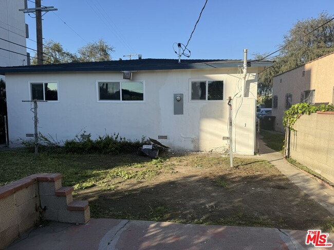 Photo - 314 E 104th St