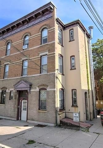 Building Photo - 1138 Summit Ave Unit 4 Rental
