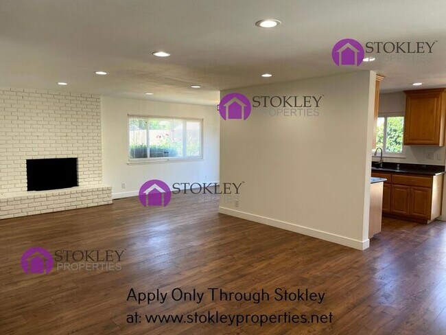 Photo - 723 Slater Ave