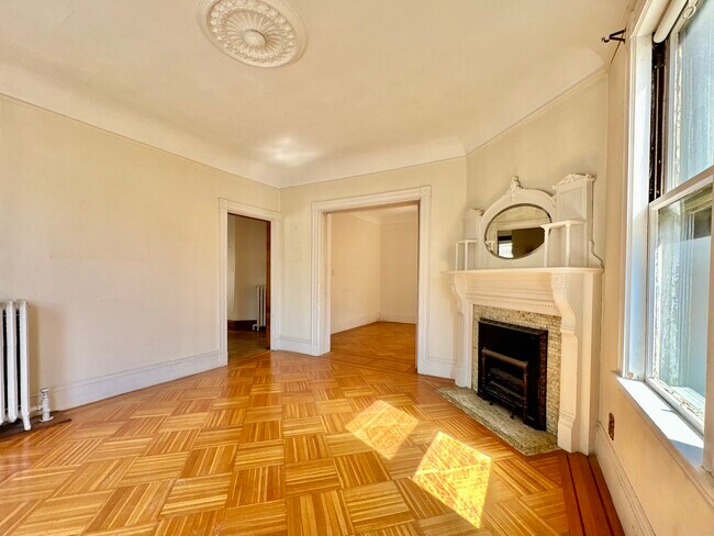 Photo - 28 Boylston St Unit 2