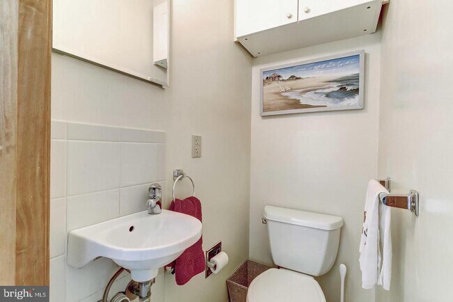 Photo - 1422 Haubert St