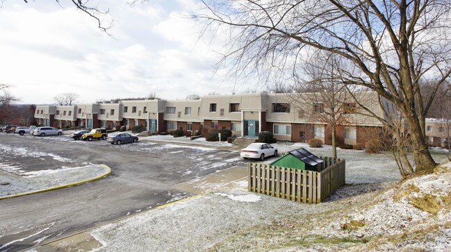 Photo - Cambridge Square