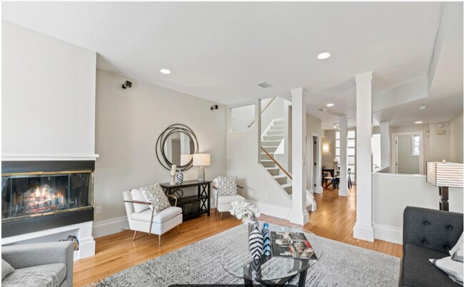 Photo - 1925 13th St NW