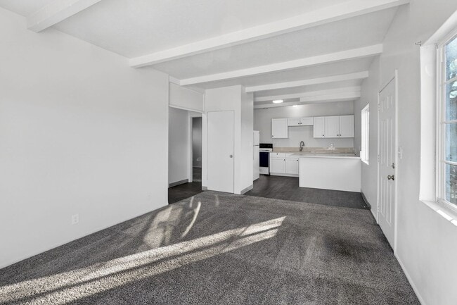 Photo - 1106-1112 NE 81st Unit 1112