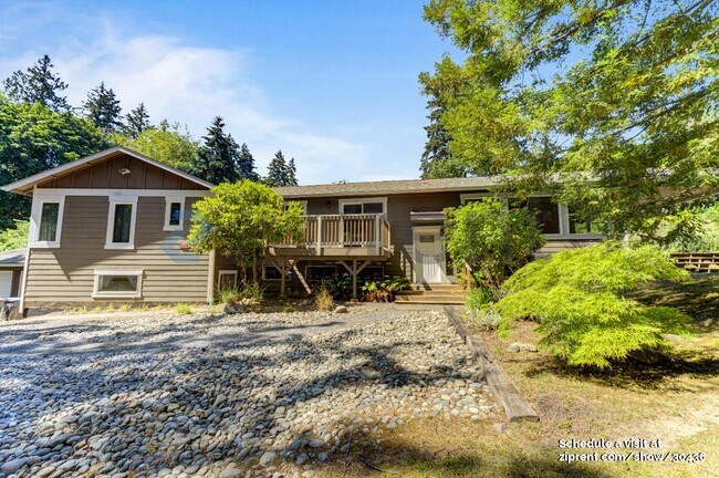 Photo - 1168 NW Sunlit Ln