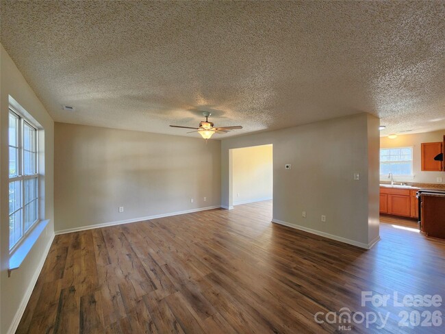 Photo - 3046 Talledaga Ln SW