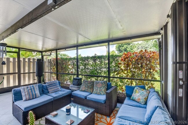 Photo - 812 NW 30th Ave
